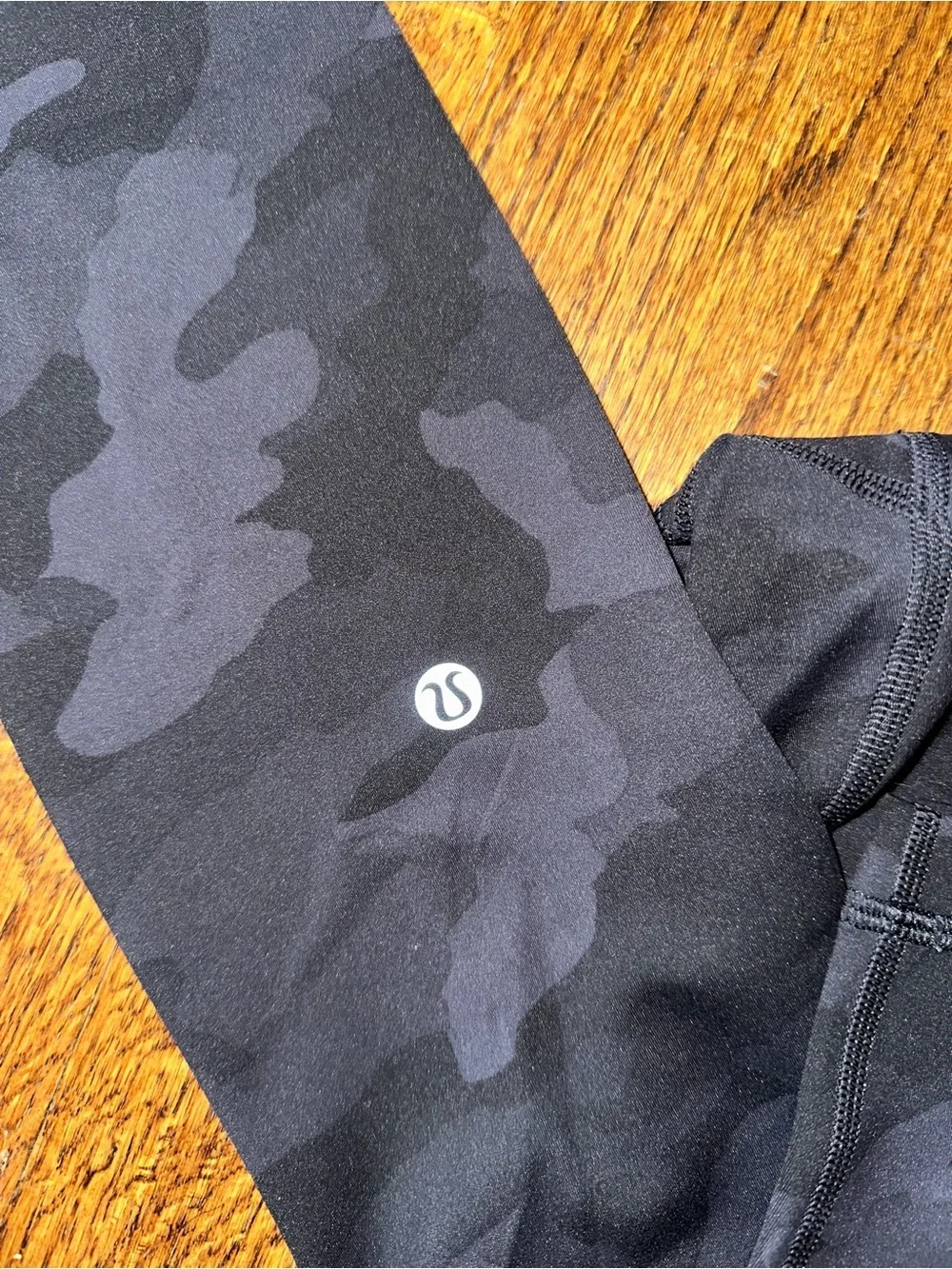 lululemon Wunder Train HR Tight 25” Black Gray Camo Print Leggings - NWT Size 4